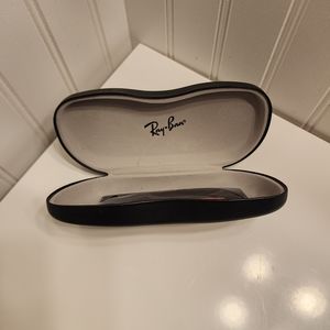 Ray Ban Case with Cleaning Cloth